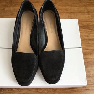 Banana Republic suede black shoe , size 6,5